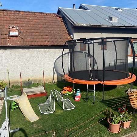 Privat Tilia Apartment Ivachnova Exterior photo